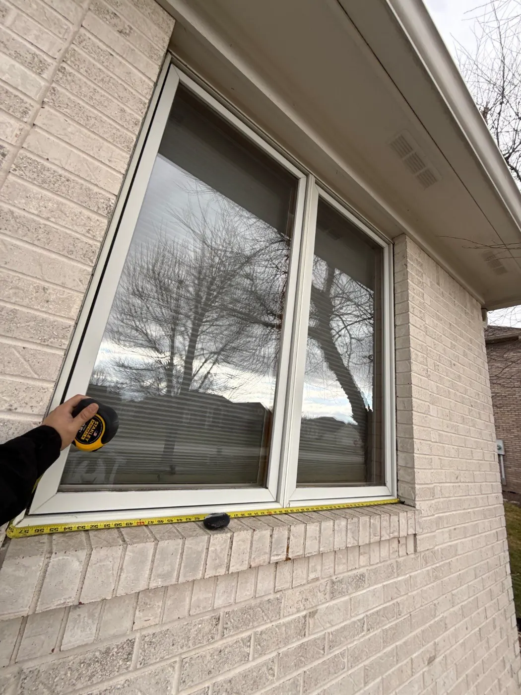 Window replacement documented in Saddle Creek